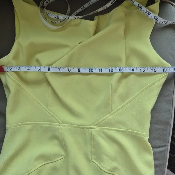 Julia Jordan Dress Yellow Green Gathered Neck Stretch Sleeveless Size 8 - Picture 9 of 12